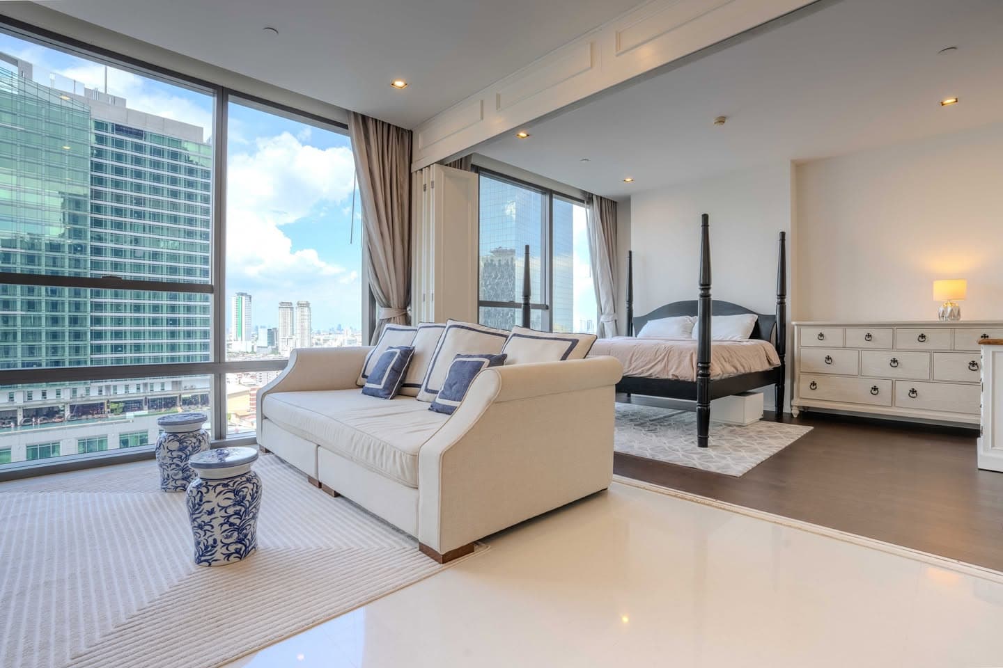 The Bangkok Sathorn · ห้องรีโนเวต พร้อม Private Lift และที่จอดรถ