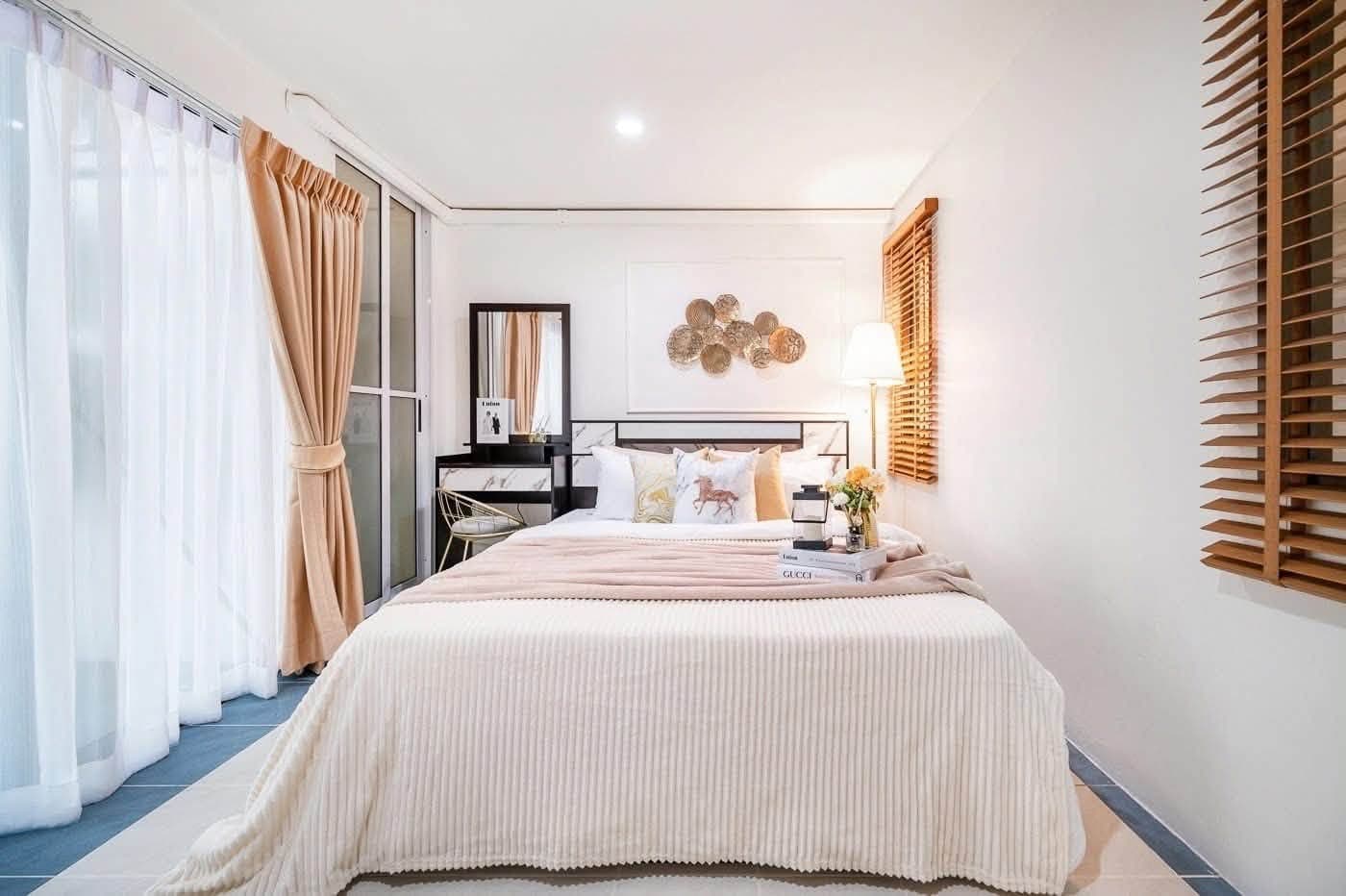 Bodin Suite Home · Owner Post ฝากปล่อยโดยเจ้าของและยินดีรับ Agent คอมมิชชั่น 1 เดือน ห้อง 1 ห้องนอน 1 ห้องน้ำ ขนาด 36 ตร.ม. ชั้น 8 เฟอร์นิเจอร์และเครื่องใช้ไฟฟ้าครบ มีที่จอดรถ ค่าเช่า 7,500 บาท/เดือน