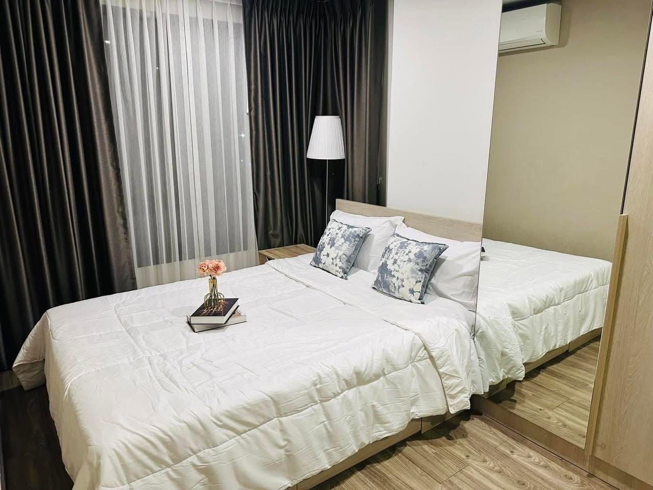 The Collect Ratchada 32 · Chính chủ đăng và chào đón agent: căn góc 1 phòng ngủ 29 m² tầng 3, đủ thiết bị và khóa cửa kỹ thuật số, miễn phí phí chung và chỗ đậu xe gần Đại học Chandrakasem và Major Ratchayothin