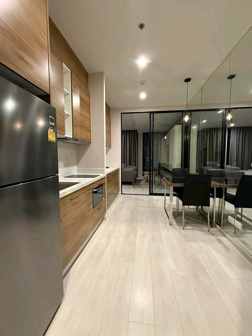 Noble Ploenchit · Co-Agent歓迎：C棟19階45㎡の1ベッドルーム・1バス、家具付き・専用エレベーター、BTSプルンチット約100m、Central EmbassyとCentral... - รูปที่ 1