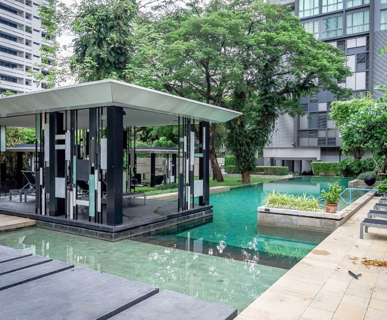 Quattro by Sansiri · 1 ห้องนอน 58 ตร.ม. ชั้นสูง ใจกลางทองหล่อ